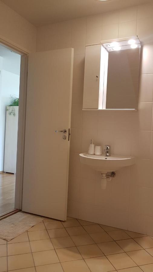 Juuli Apartament Курессааре Экстерьер фото