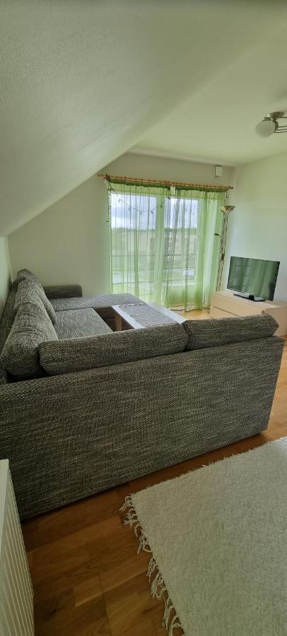 Juuli Apartament Курессааре Экстерьер фото