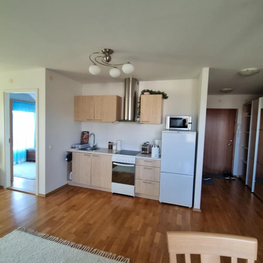 Juuli Apartament Курессааре Экстерьер фото